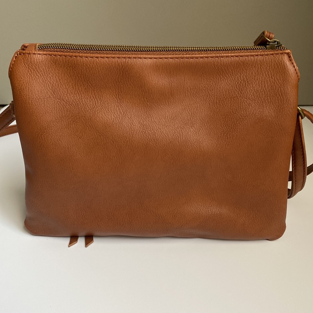 Brown Arizona Jean Co. Crossbody Purse. - Picture 4 of 6